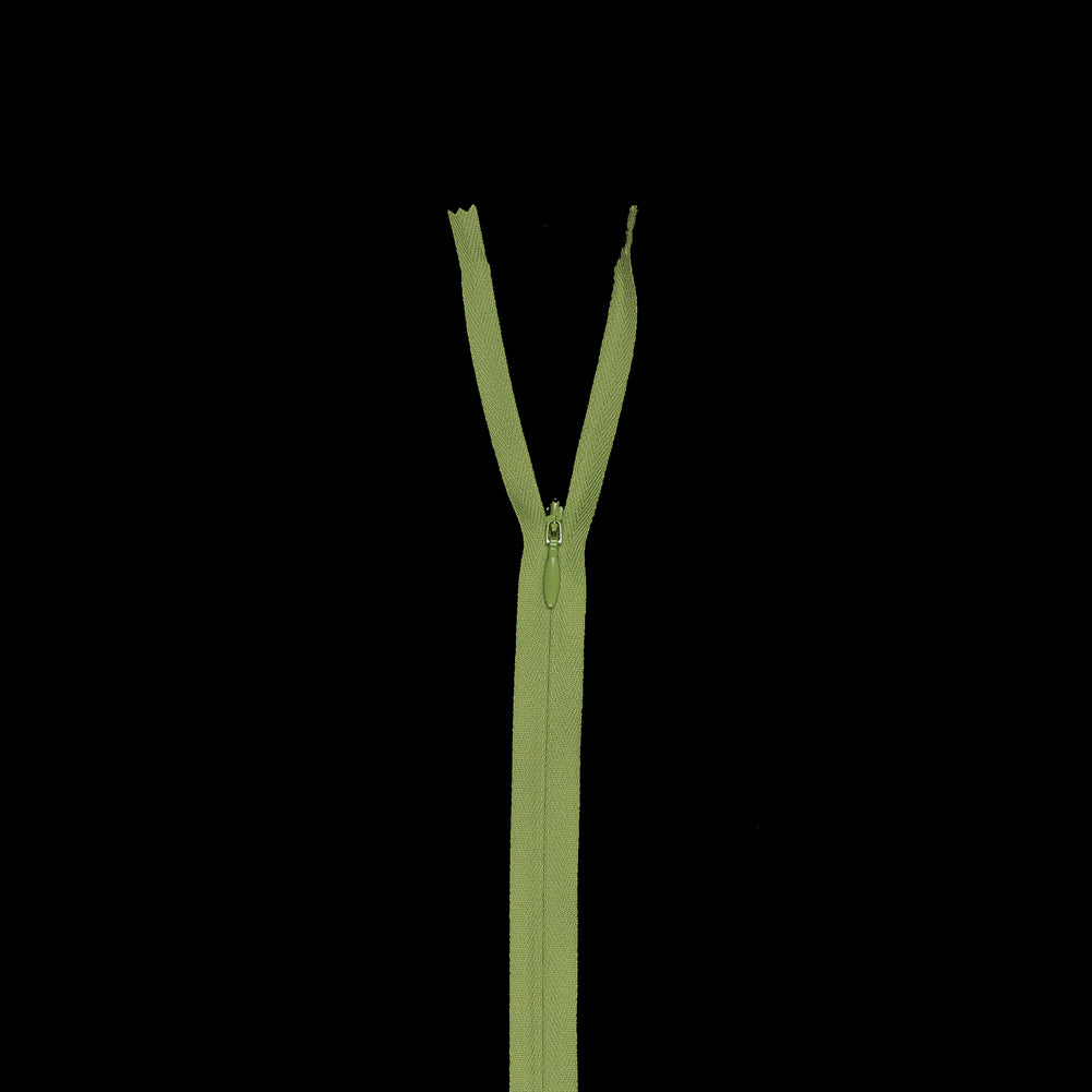Invisible Zipper 24" by YKK - 827 Macaw Green