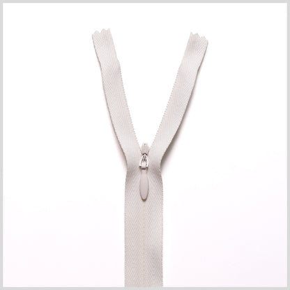 Invisible Zipper 24" by YKK - 841 Off-White