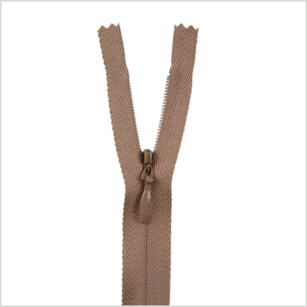 Invisible Zipper 24" by YKK - 894 Warm Beige