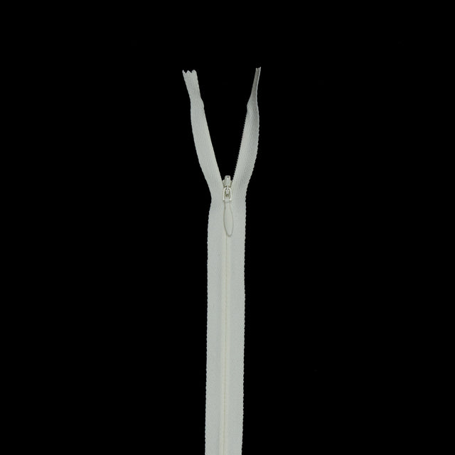 Invisible Zipper 9" by YKK - 502 Vanilla Ice