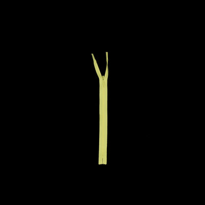 Invisible Zipper 9" by YKK - 803 Lemonade Detail