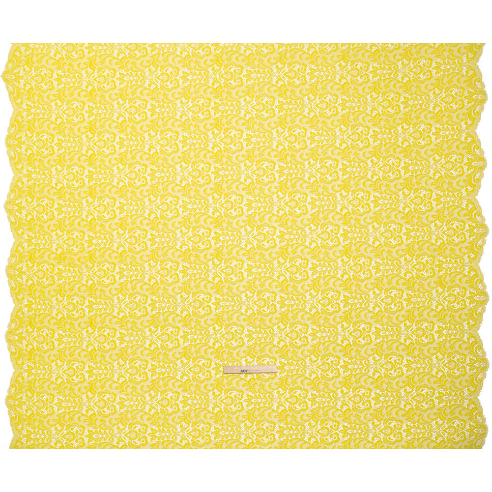 Corded Lace with Scalloped Finished Edges - Yellow and Ivory Leafy Vines and Flowers - Full