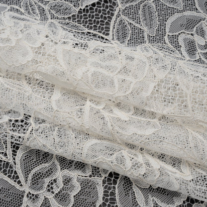 Corded Lace with Finished Edge - Soft White Sweeping Roses