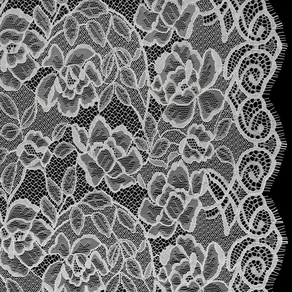 Corded Lace with Finished Edge - Ivory Sweeping Roses
