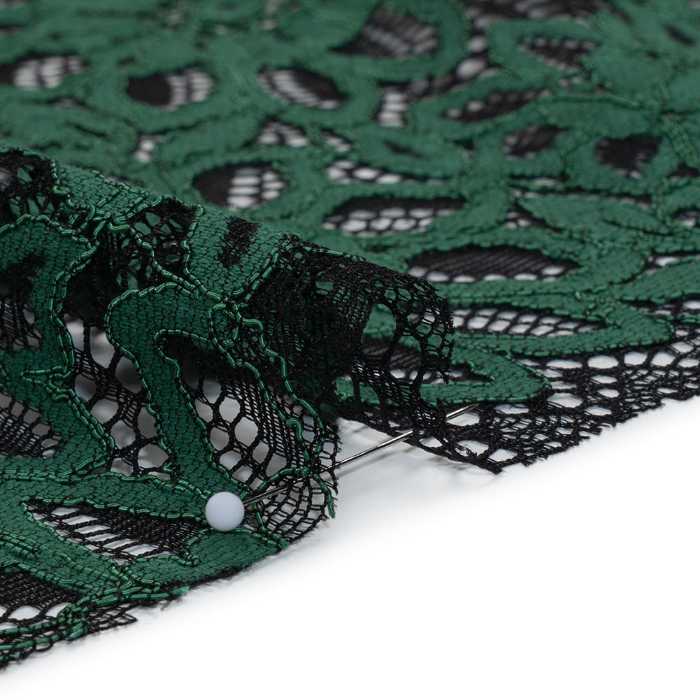 Corded Lace with Finished Scalloped Edges - Bay Berry Green and Black Sunflowers - Detail