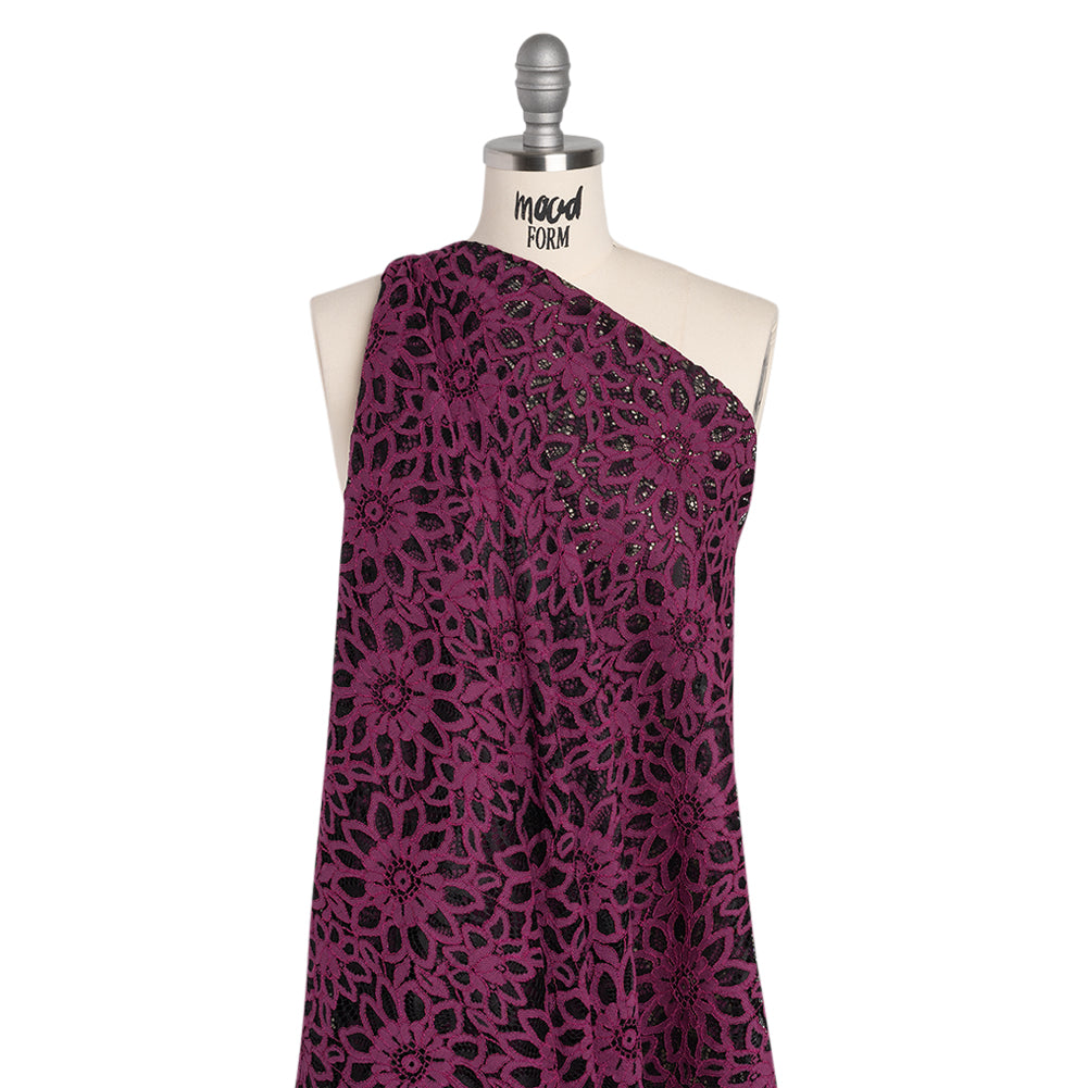 Corded Lace with Finished Scalloped Edges - Wineberry and Black Sunflowers - Drape