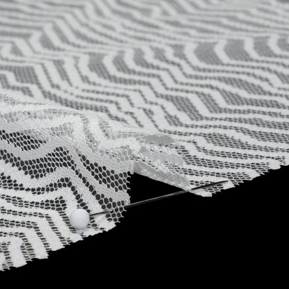 Nylon Raschel Mesh Lace - Ivory Erratic Zig Zags