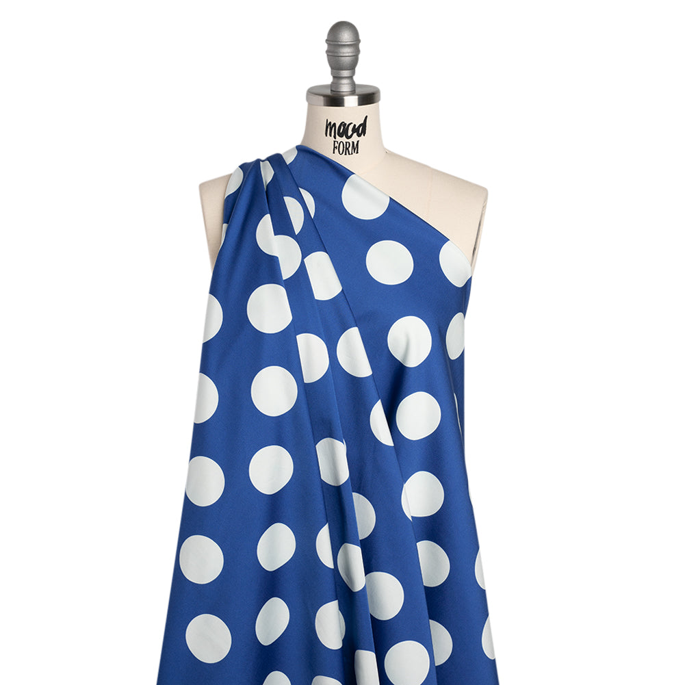Stretch Cotton Sateen - Blue and White Polka Dots - Mood Exclusive Mahina Dots Print - Drape
