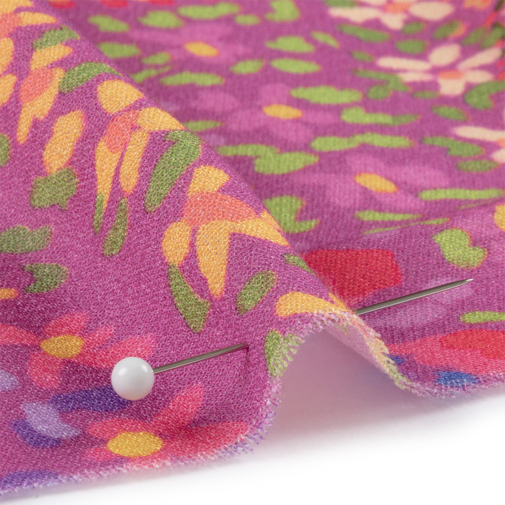 Sustainable Viscose Crepe - Pink Paisley - Amsterdam Market Print - Mood Exclusive Gisele Collection - Detail