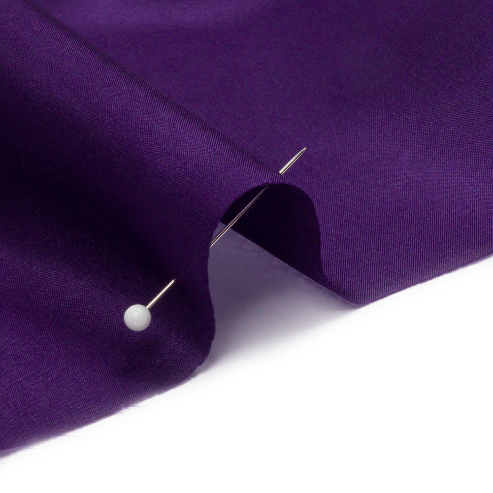 China Silk/Silk Habotai - Grape - Premium Collection - Detail