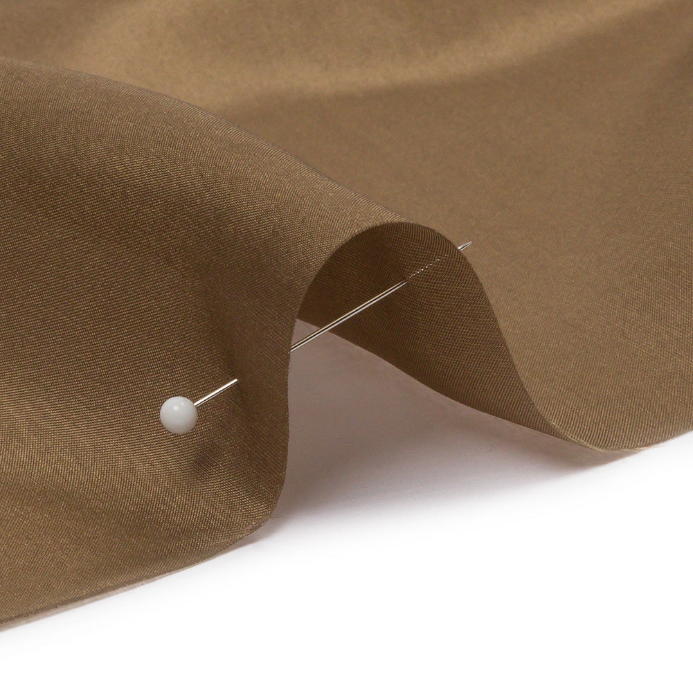China Silk/Silk Habotai - Capers - Premium Collection - Detail