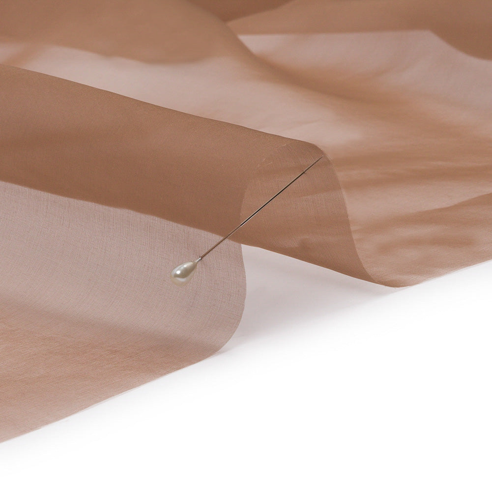 Silk Organza 44" - Cappuccino - Premium Collection - Detail