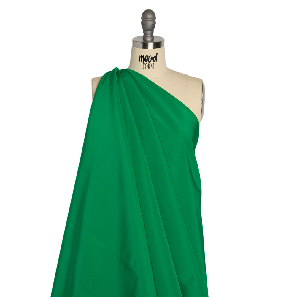 Silk Faille - Emerald - Premium Collection - Drape
