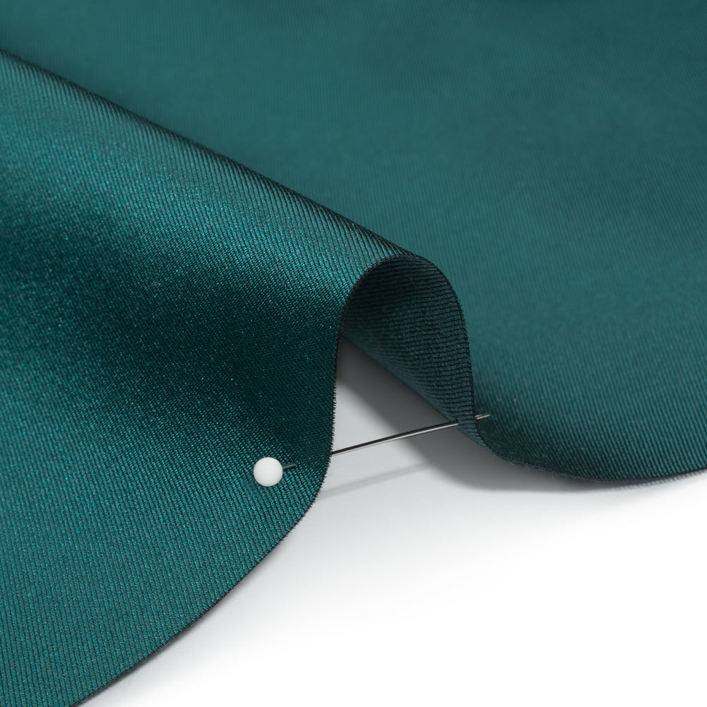 Silk Wool Twill - Everglade - Premium Collection Detail