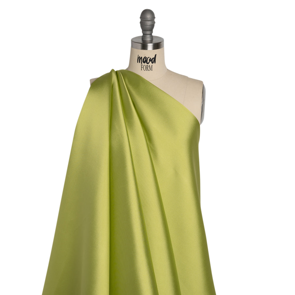 Silk Wool Twill - Green Glow - Premium Collection Drape