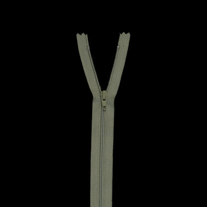 Regular Zipper 24" by YKK - 170 Iguana