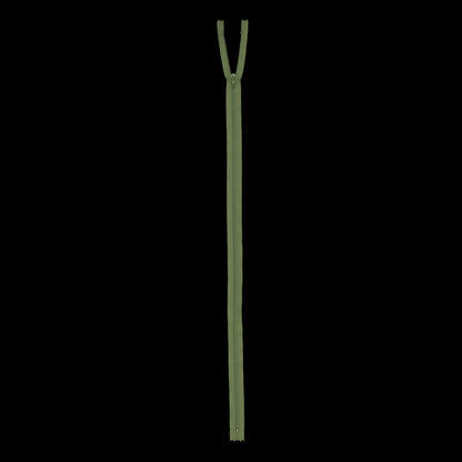 Regular Zipper 24" by YKK - 537 Peridot Detail