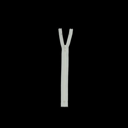 Regular Zipper 9" by YKK - 502 Vanilla Ice Detail