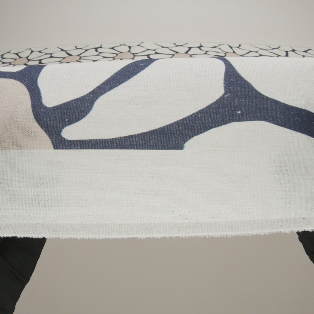 Linen and Rayon Woven - Dark Blue, White and Beige Abstract Daisies - Mood Exclusive Dilly-Dally Daisies Print - Image 6 of 6