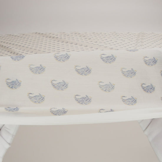 Crinkled Cotton Gauzy Woven Print - Cream and Blue Paisley - Mood Exclusive Bit of Bloom - Image 6 of 6