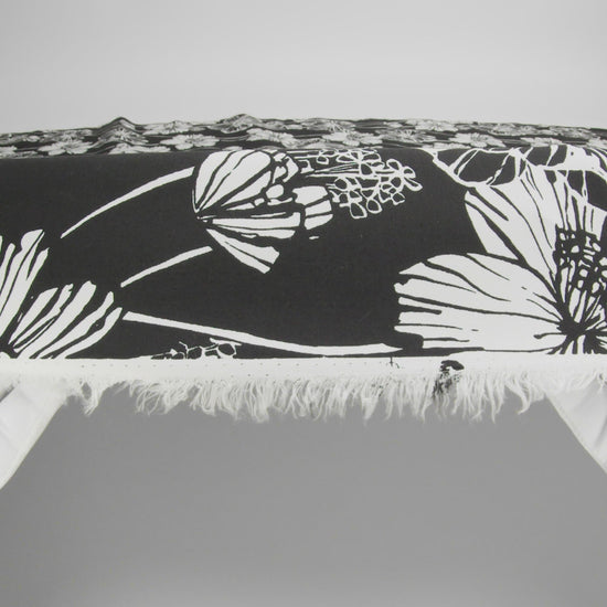 Black and White Large Floral Stretch Cotton Poplin - Image 5 of 5