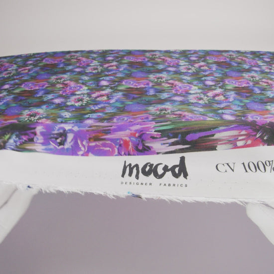 Mood Exclusive Small Chrysanthemum Stream Supple Viscose Woven - Image 6 of 7
